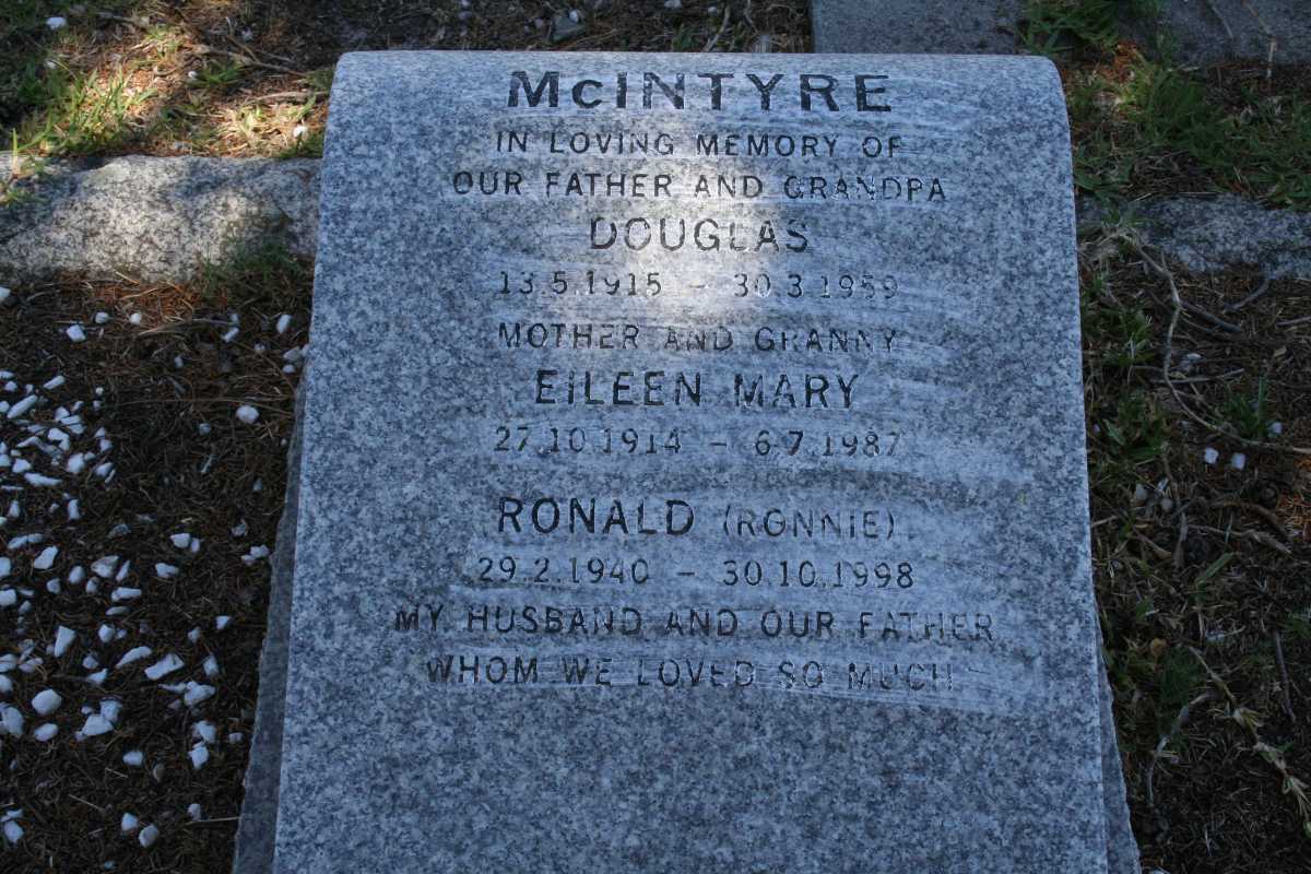 MCINTYRE Douglas 1915-1959 & Eileen Mary 1914-1987 :: MCINTYRE Ronald 1940-1998