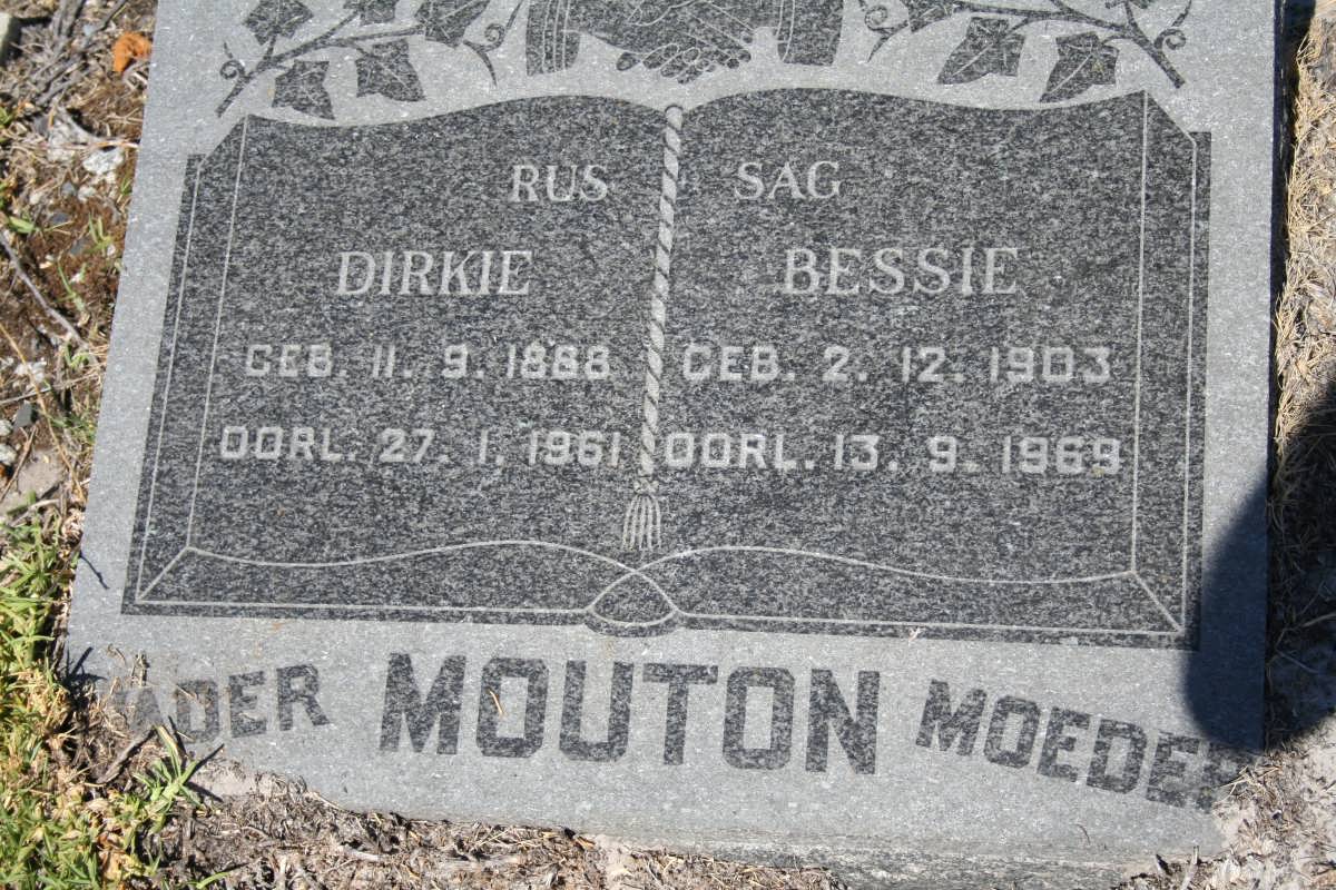 MOUTON Dirkie 1888-1961 & Bessie 1903-1969