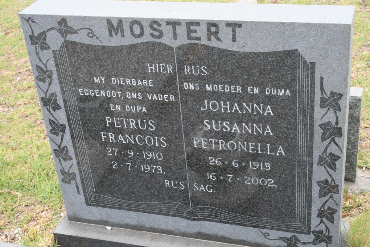 MOSTERT Petrus Francois 1910-1973 & Johanna Susanna Petronella 1913-2002
