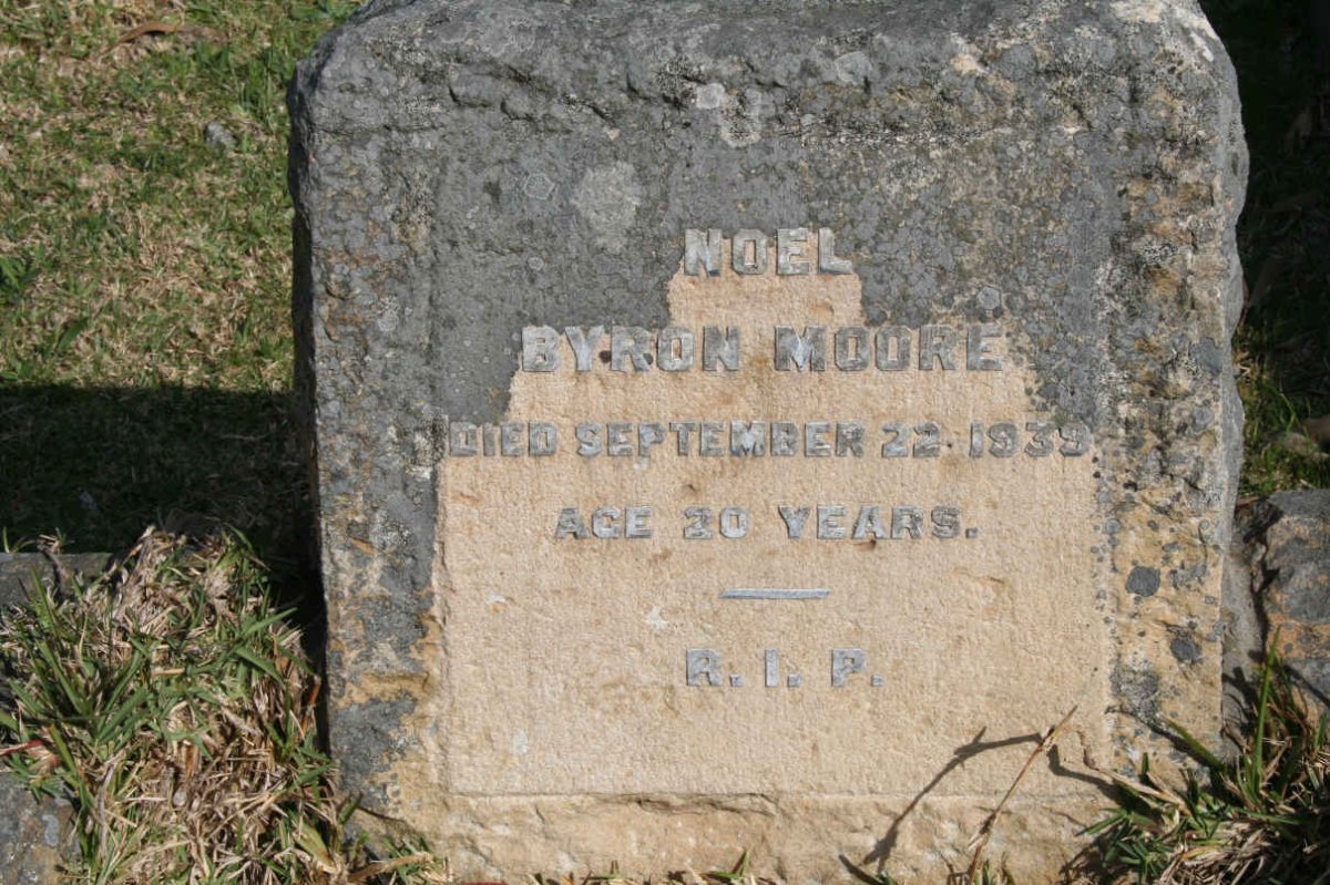 MOORE Byron -1939