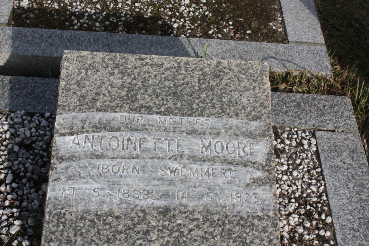 MOORE Antoinette nee SWEMMER 1889-1973