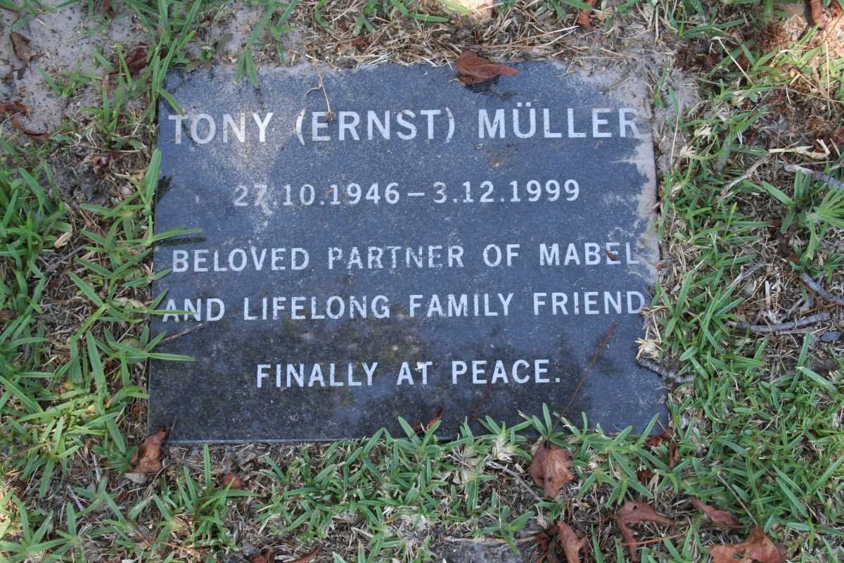 MÜLLER Tony 1946-1999