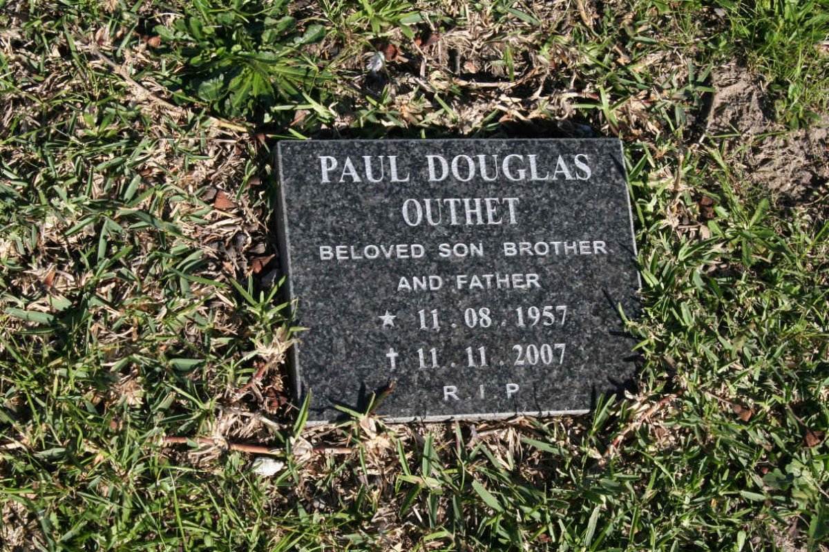 OUTHET Paul Douglas 1957-2007