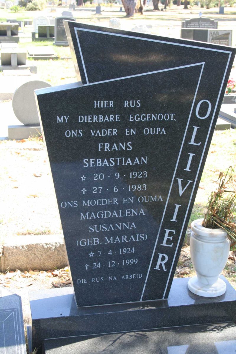 OLIVIER Frans Sebastiaan 1923-1983 &amp; Magdalena Susanna MARAIS 1924-1999