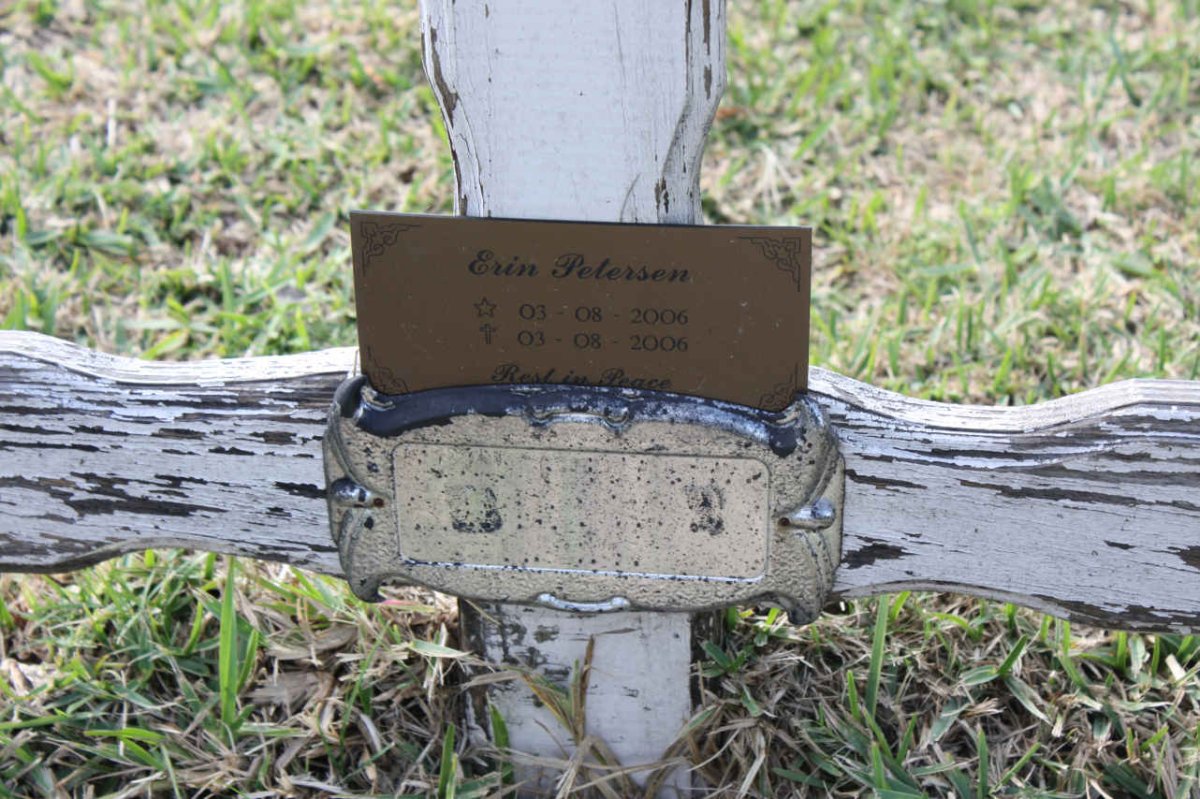 PETERSEN Erin 2006-2006
