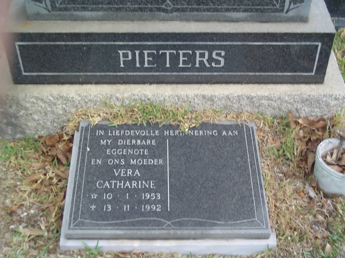 PIETERS Pieter Lukas 1915-1970 &amp; Cornelia Elizabeth Maria 1915-1984 :: PIETERS Vera Catharine 1953-1992