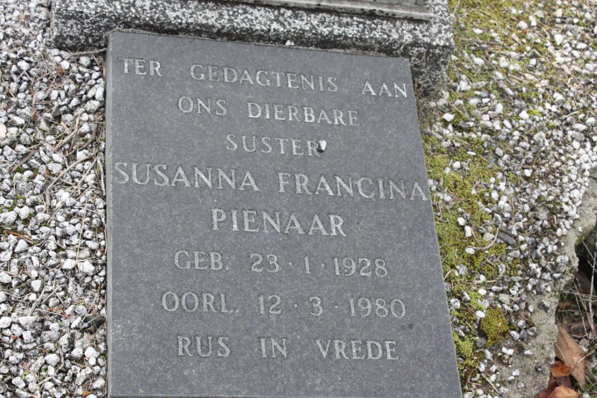 PIENAAR Susanna Francina 1928-1980