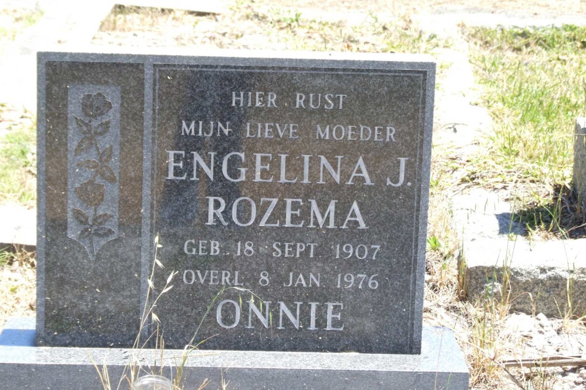ROZEMA Engelina J. 1907-1976 :: Onnie