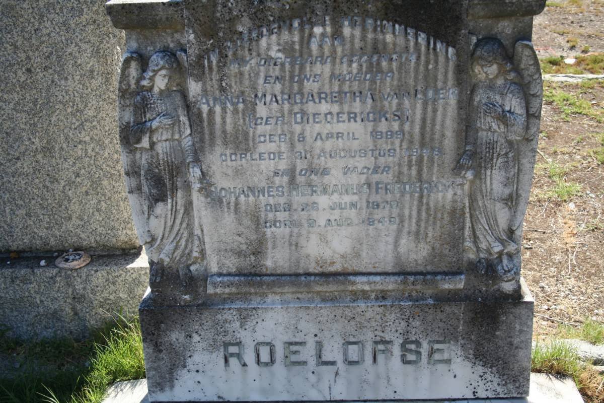 ROELOFSE Johannes Hermanus Frederick 187?-1949 &amp; Anna Margaretha van Loen nee DIEDERICKS 1889-1948