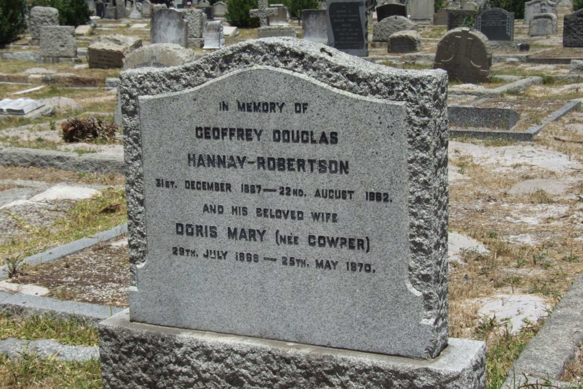 ROBERTSON Geoffrey Douglas, HANNAY 1887-1962 &amp; Doris May COWPER 1888-1970