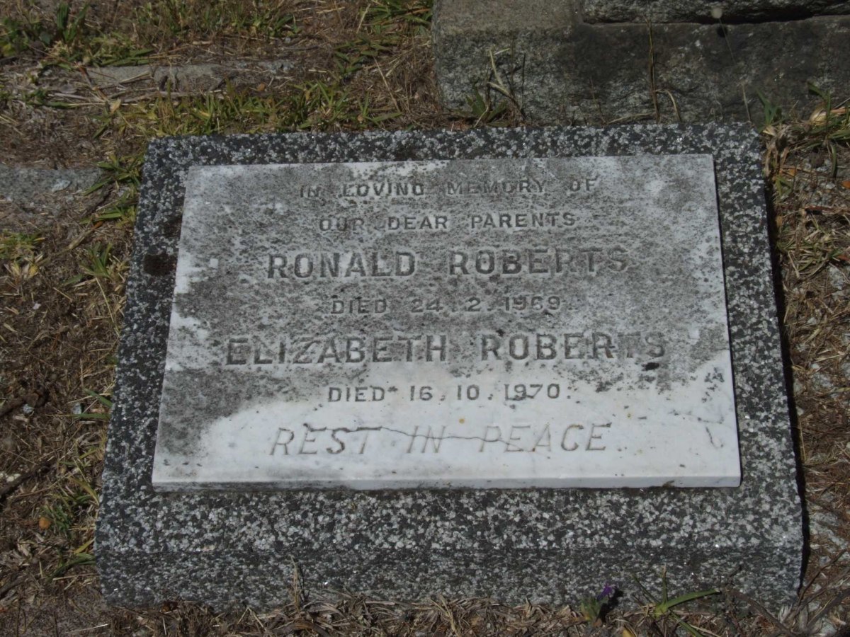 ROBERTS Ronald -1969 &amp; Elizabeth -1970