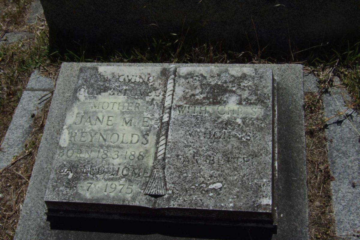 REYNOLDS Jane M.E. 1884-1975