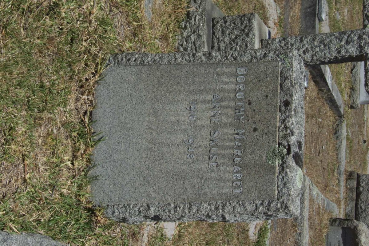 SKUSE Dorothy Margaret Anne 1916-1948