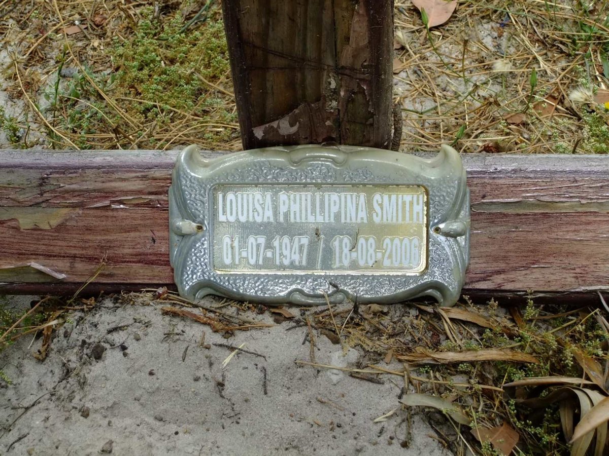 SMITH Louisa Phillipina 1947-2006