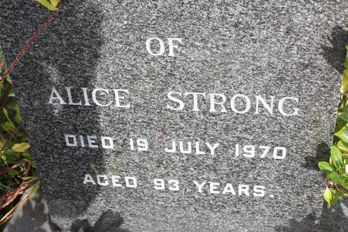 STRONG Alice -1970