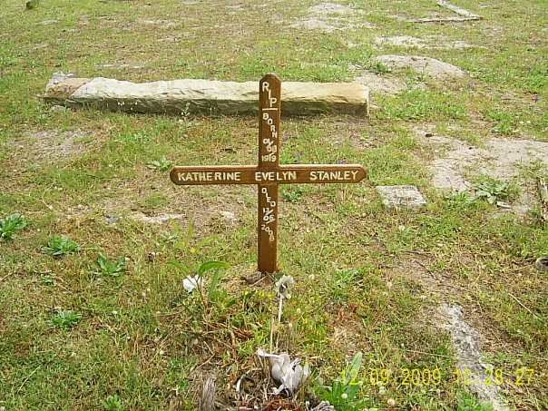 STANLEY Katherine Evelyn 1919-2008