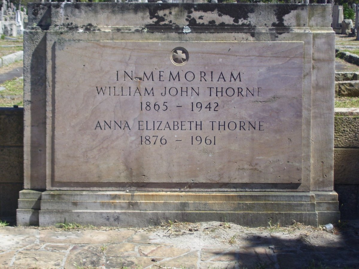 THORNE William John 1865-1942 &amp; Anna Elizabeth 1876-1961