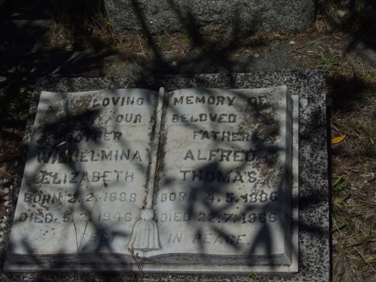 THOMAS Alfred 1886-1966 &amp; Wilhelmina Elizabeth 1888-1946