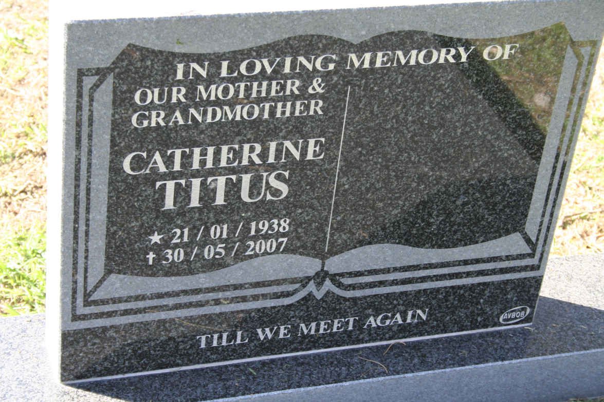 TITUS Catherine 1938-2007