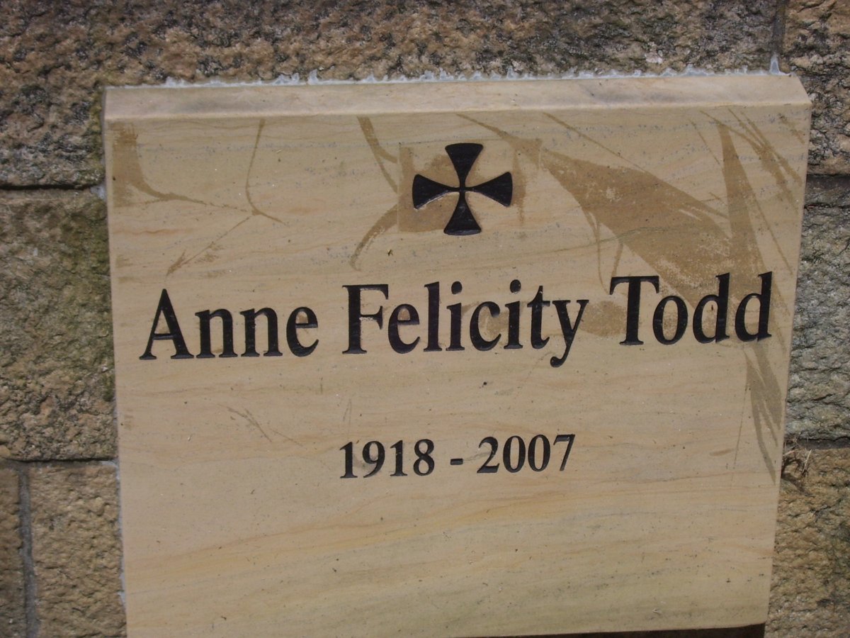 TODD Anne Felicty 1918-2007