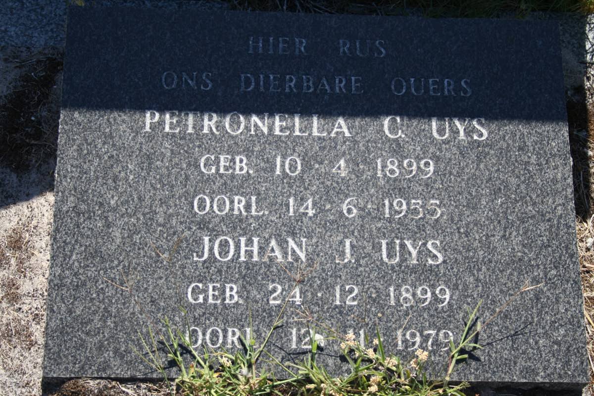 UYS Johan J. 1899-1979 &amp; Petronella C. 1899-1955