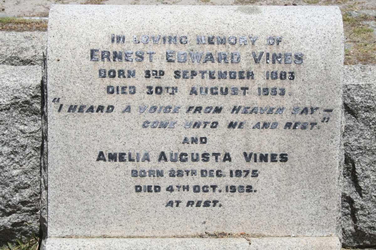 VINES Ernest Edward 1883-1953 &amp; Amelia Augusta 1875-1962