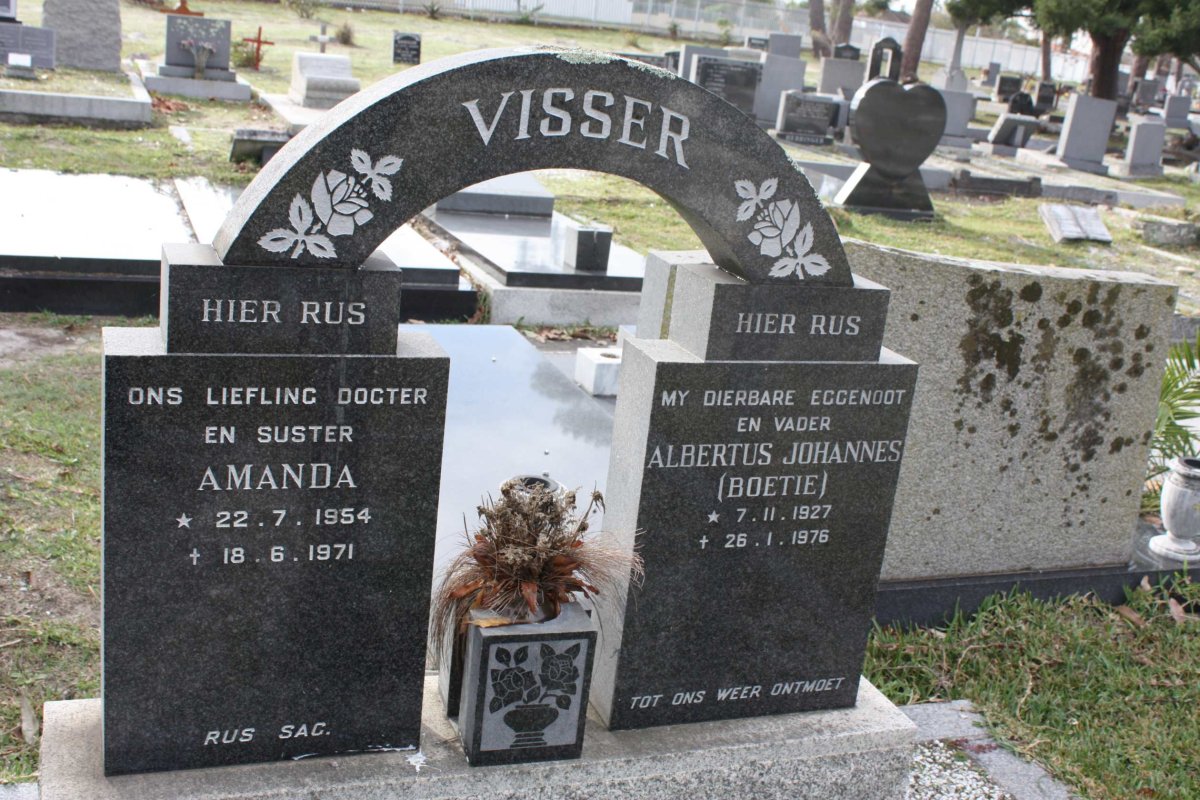VISSER Albertus Johannes 1927-1976 :: VISSER Amanda 1954-1971