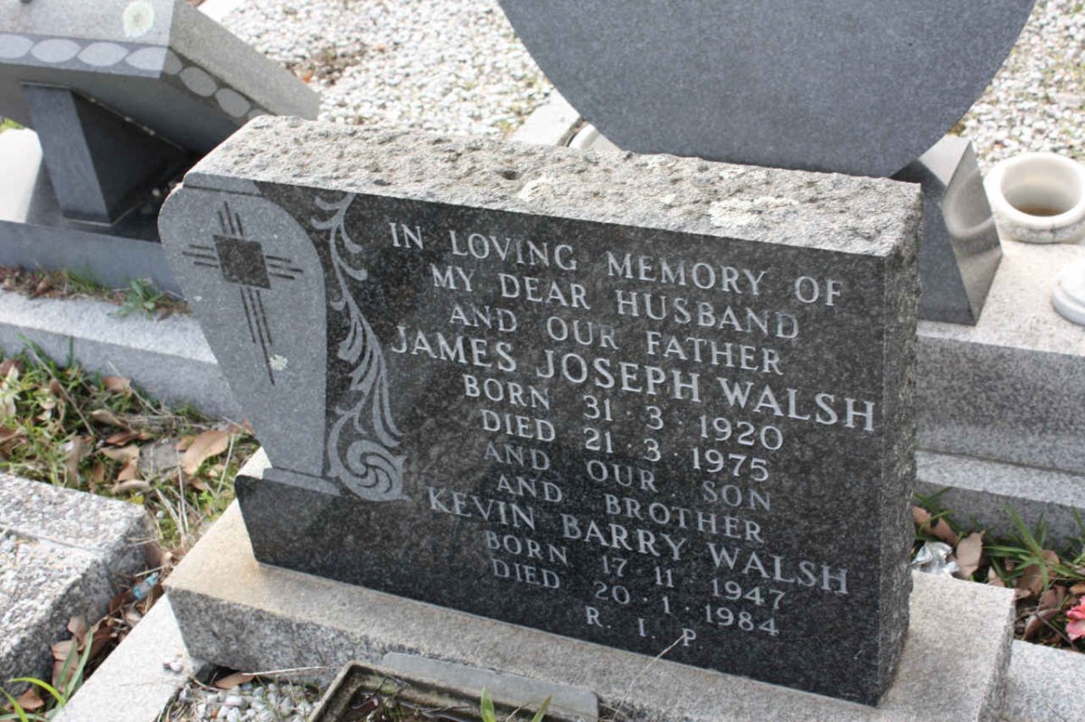WALSH James Joseph 1920-1975 :: WALSH Kevin Barry 1947-1984