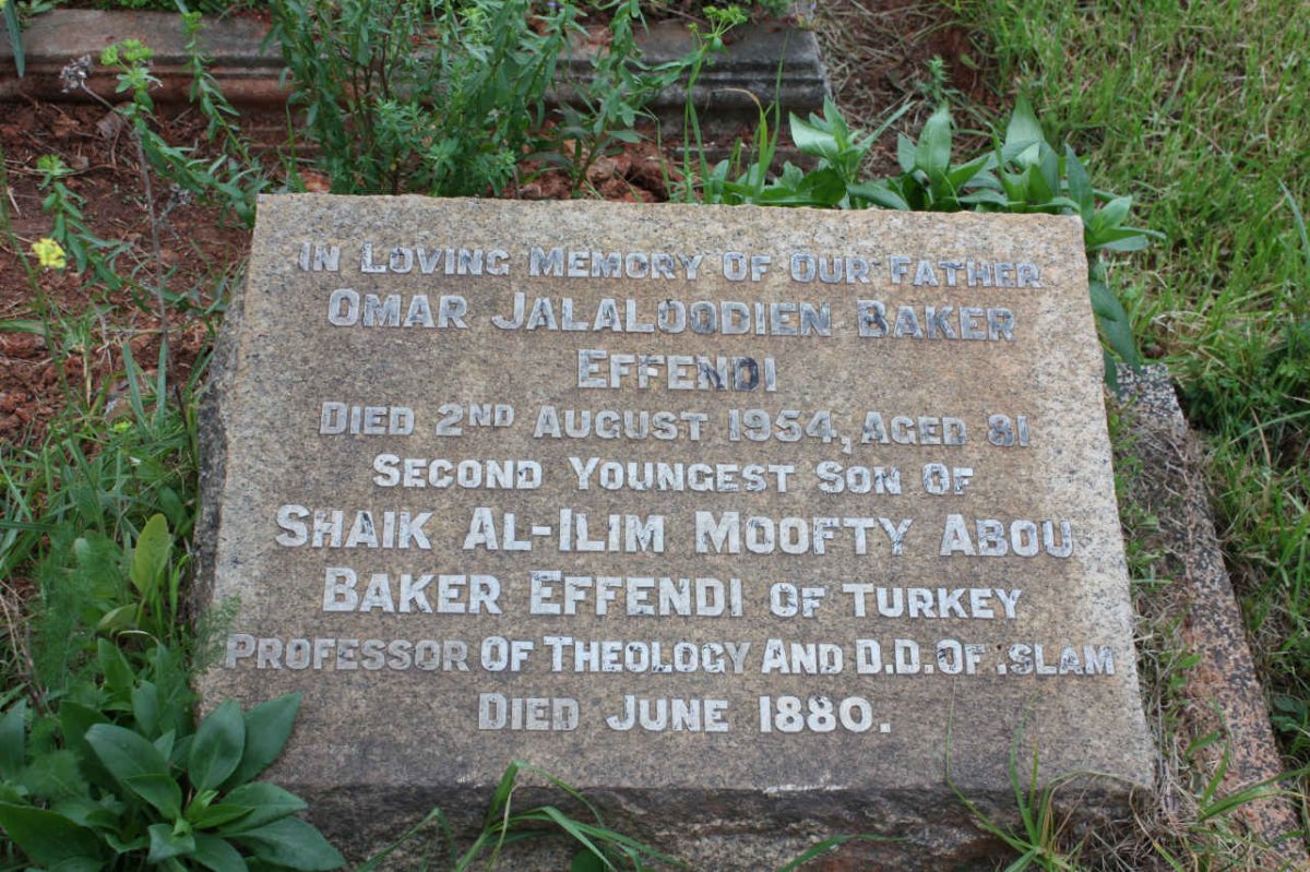 EFFENDI Omar Jalaloodien Baker -1954 :: EFFENDI Al-Ilim Moofty Abou Baker -1880