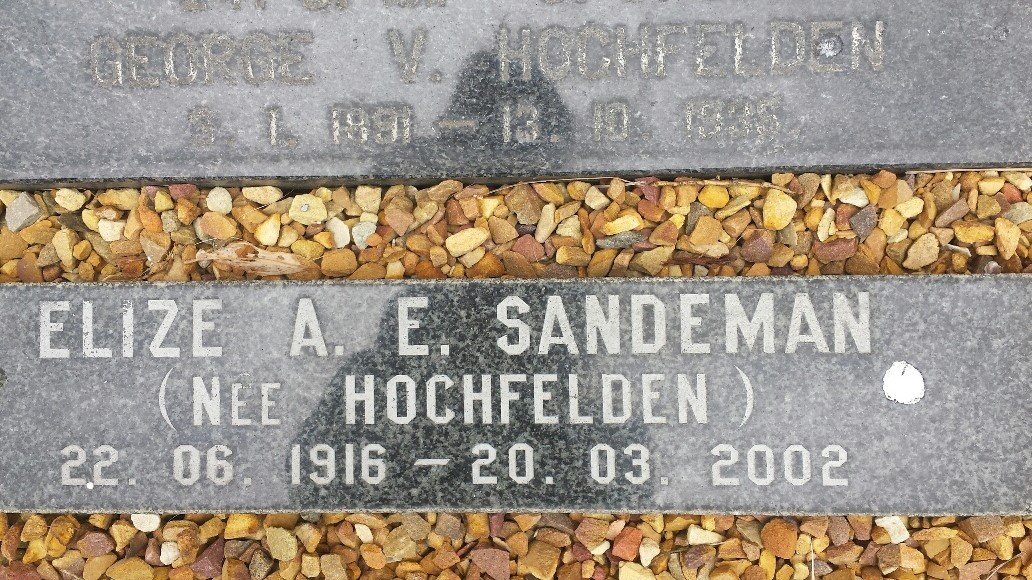 SANDEMAN Eliza A. E. nee HOCHFELDEN 1916-2002