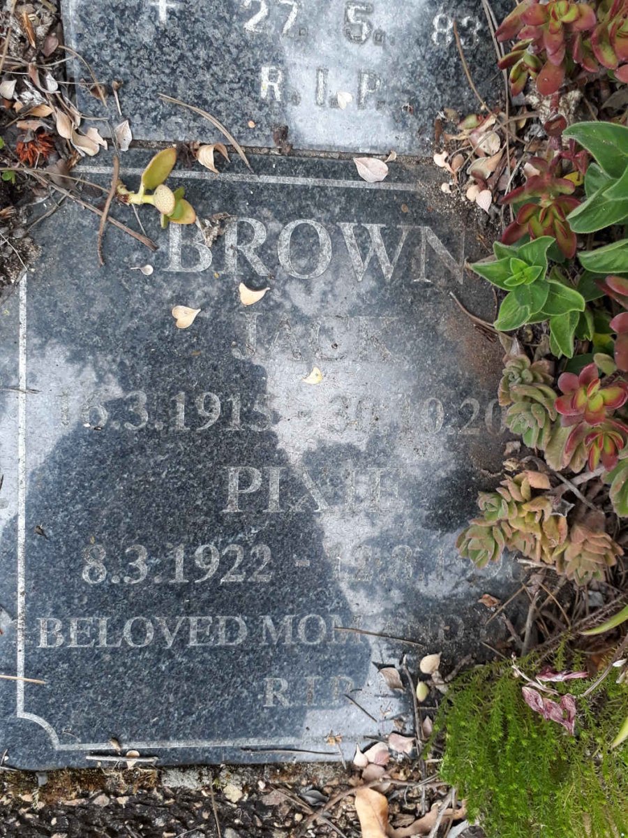 BROWN Jack 1915-20?? &amp; Pixie 1922-1996