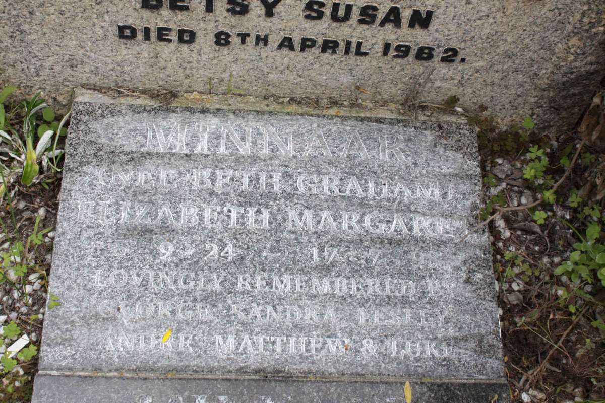 MINNAAR Elizabeth Margareth nee GRAHAM 1924-1998