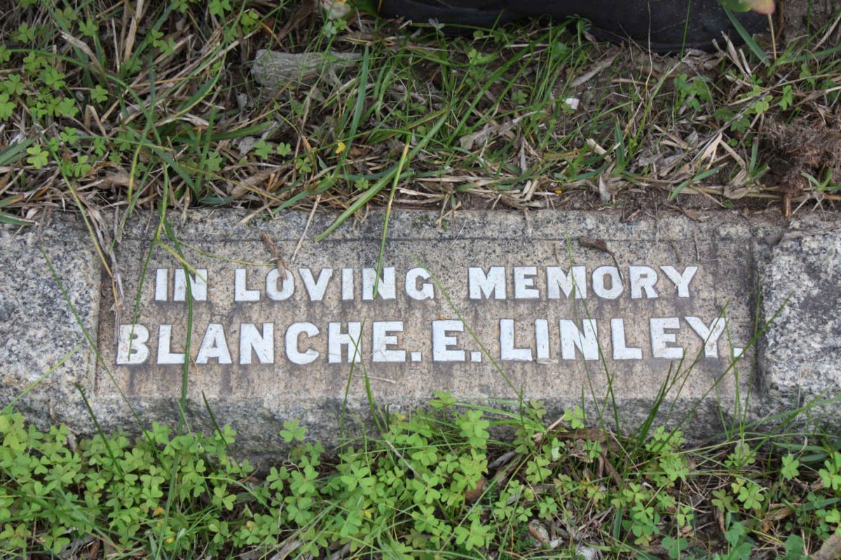 LINLEY Blanche E.