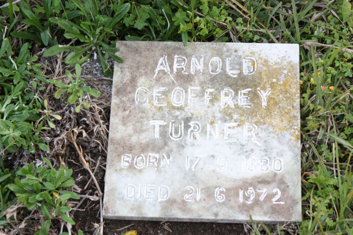 TURNER Arnold Geoffrey 1880-1972
