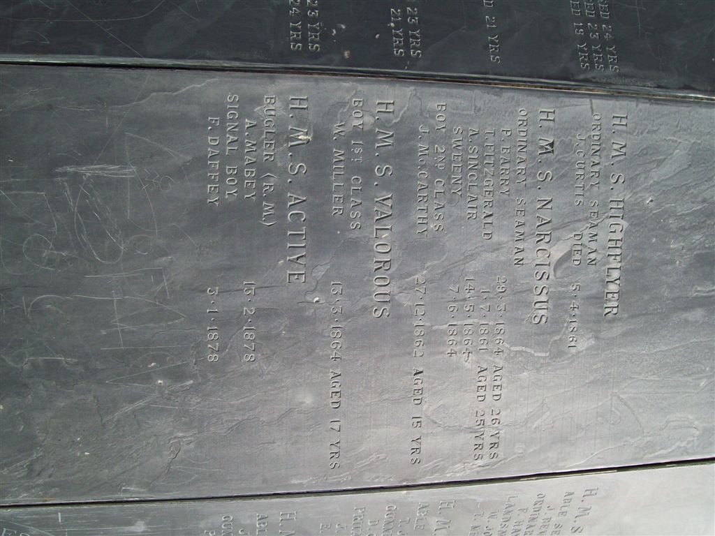 Monument for men buried at sea_06