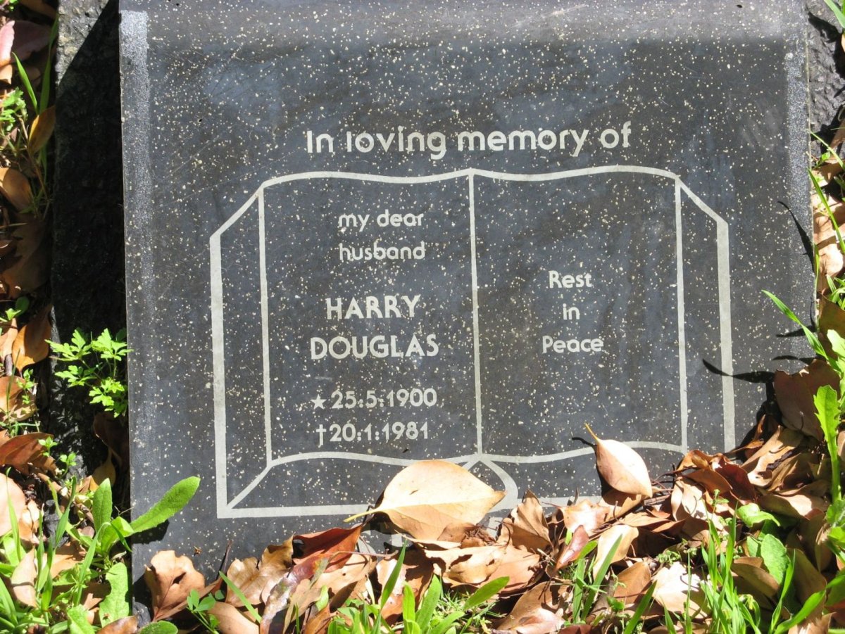 DOUGLAS Harry 1900-1981