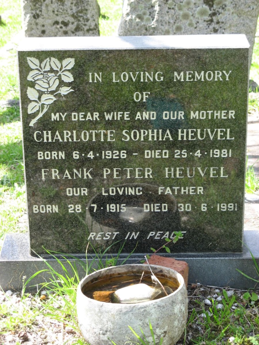 HEUVEL Frank Peter 1915-1991 &amp; Charlotte Sophia 1926-1981