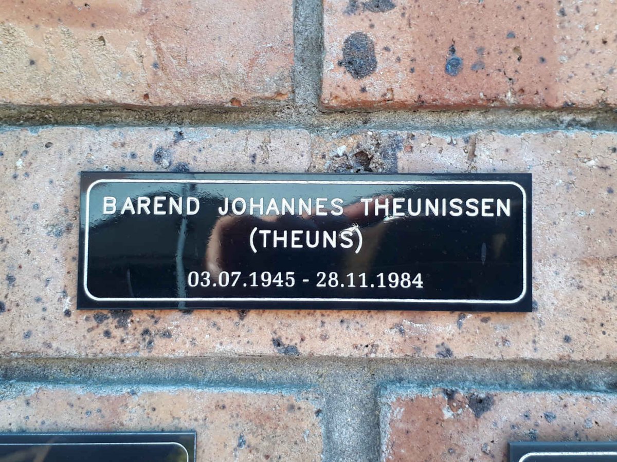 THEUNISSEN Barend Johannes 1945-1984