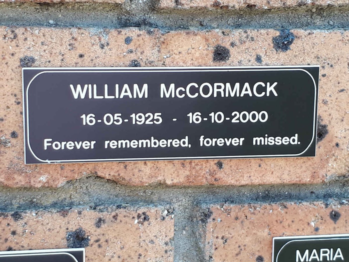 McCORMACK William 1925-2000