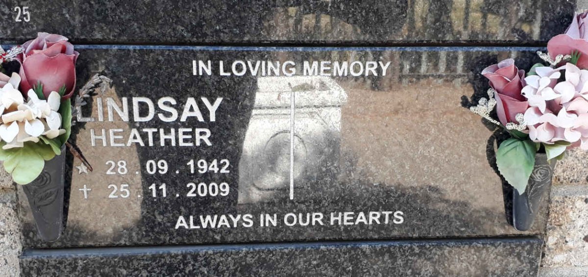 LINDSAY Heather 1942-2009