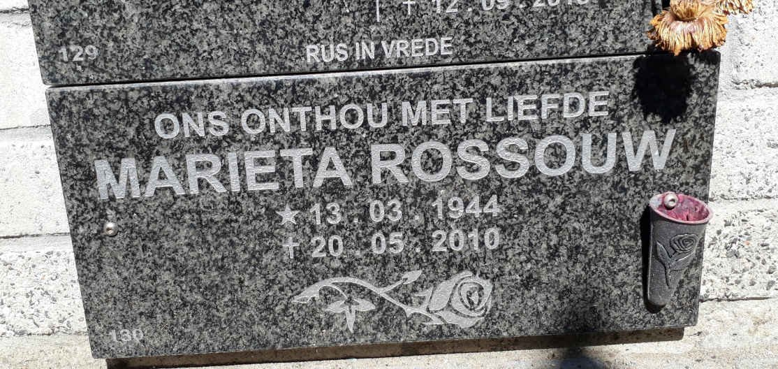 ROSSOUW Marieta 1944-2010