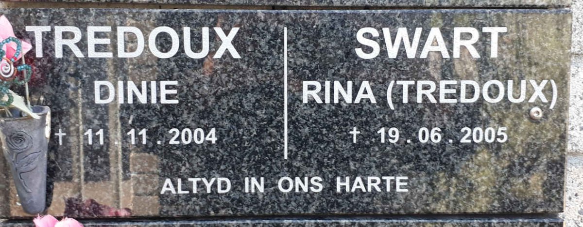 TREDOUX Dinie -2004 :: SWART Rina nee TREDOUX -2005