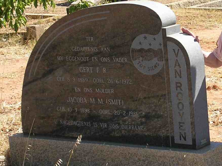 ROOYEN Gert F.R., van 1889-1972 &amp; Jacoba M.M. SMIT 1898-1981