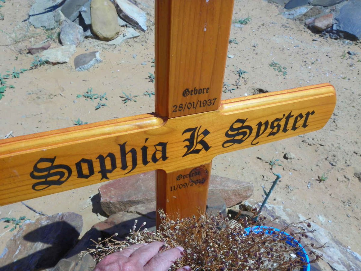 SYSTER Sophia K. 1937-2015