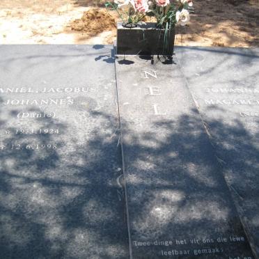NEL Daniel Jacobus Johannes 1924-1998 &amp; Johanna Jacoba Magaretha LAUBSCHER 1913-2000