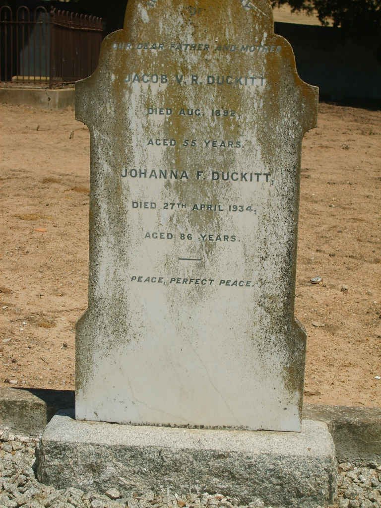 DUCKITT Jacob V.R. -1892 &amp; Johanna F. -1934