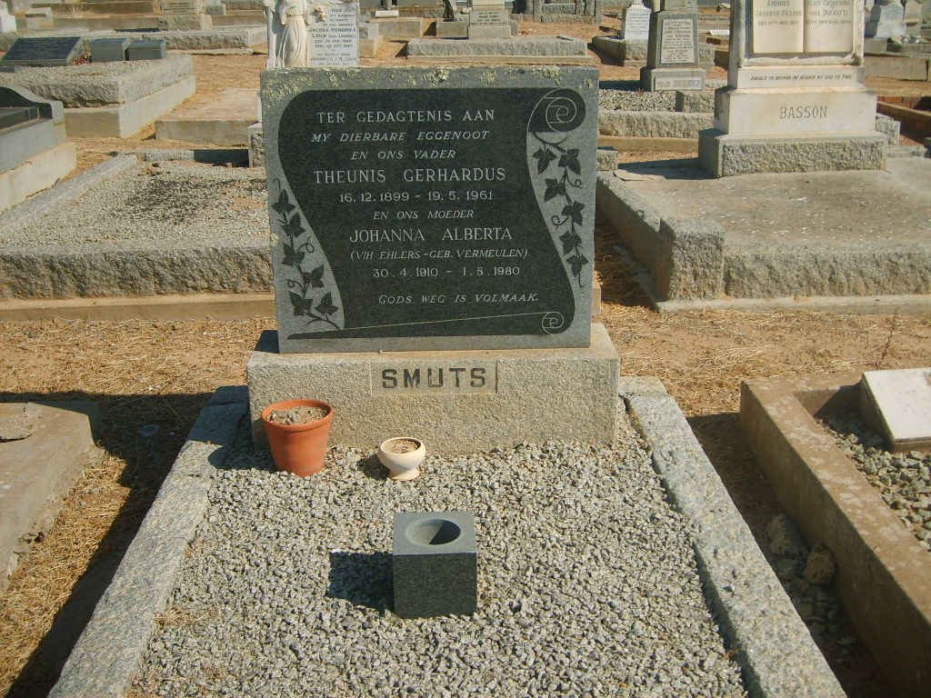 SMUTS Theunis Gerhardus 1899-1961 &amp; Johanna Alberta formerly EHLERS nee VERMEULEN 1910-1980