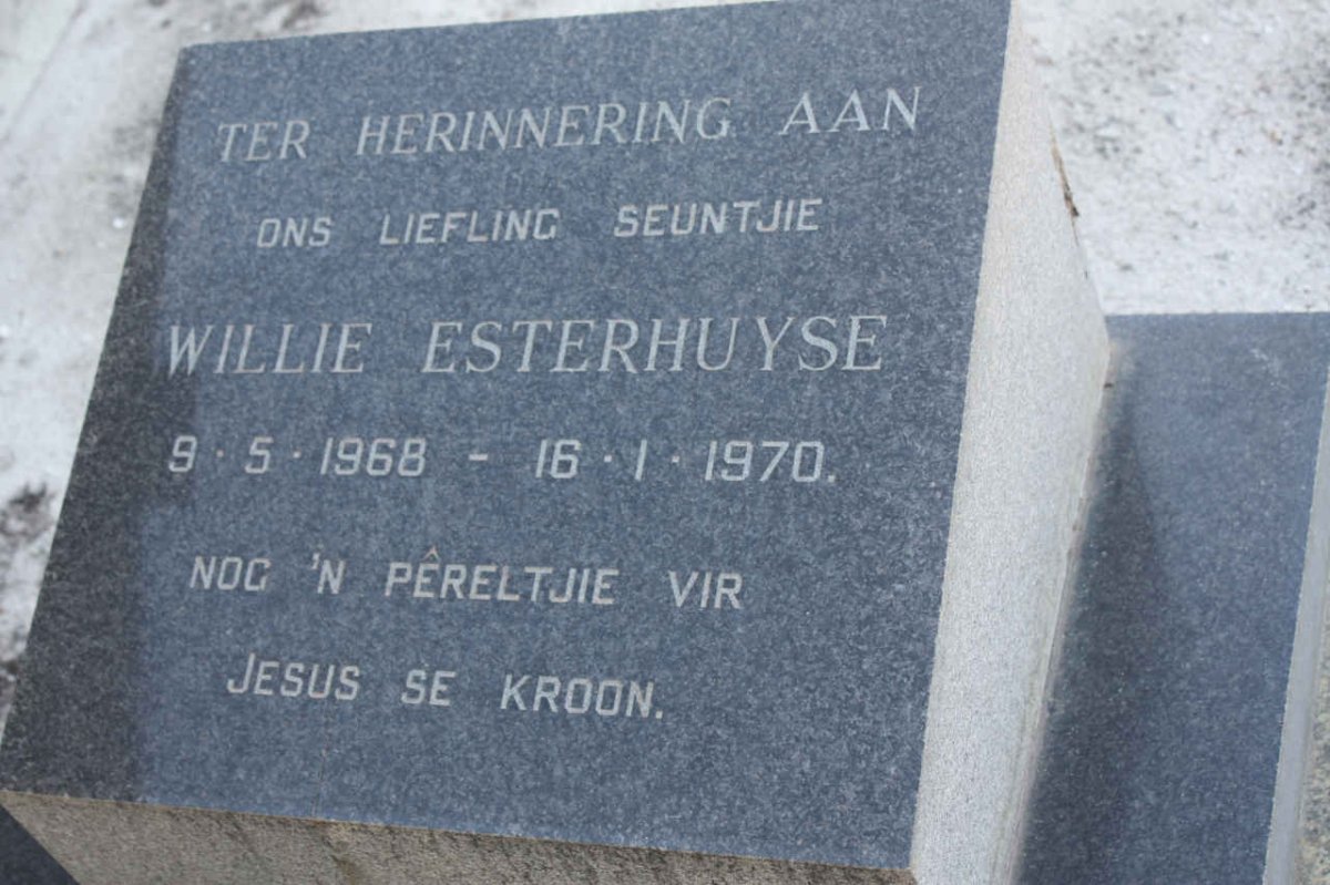 ESTERHUYSE Willie 1968- 1970