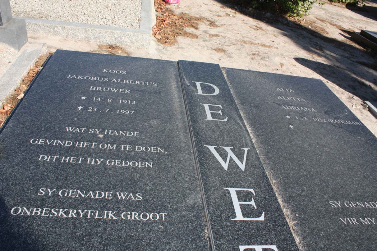 WET Jakobus  Albertus Bruwer, de 1913-1997 &amp; Alta Aletta Adriana RADEMAN 1932-