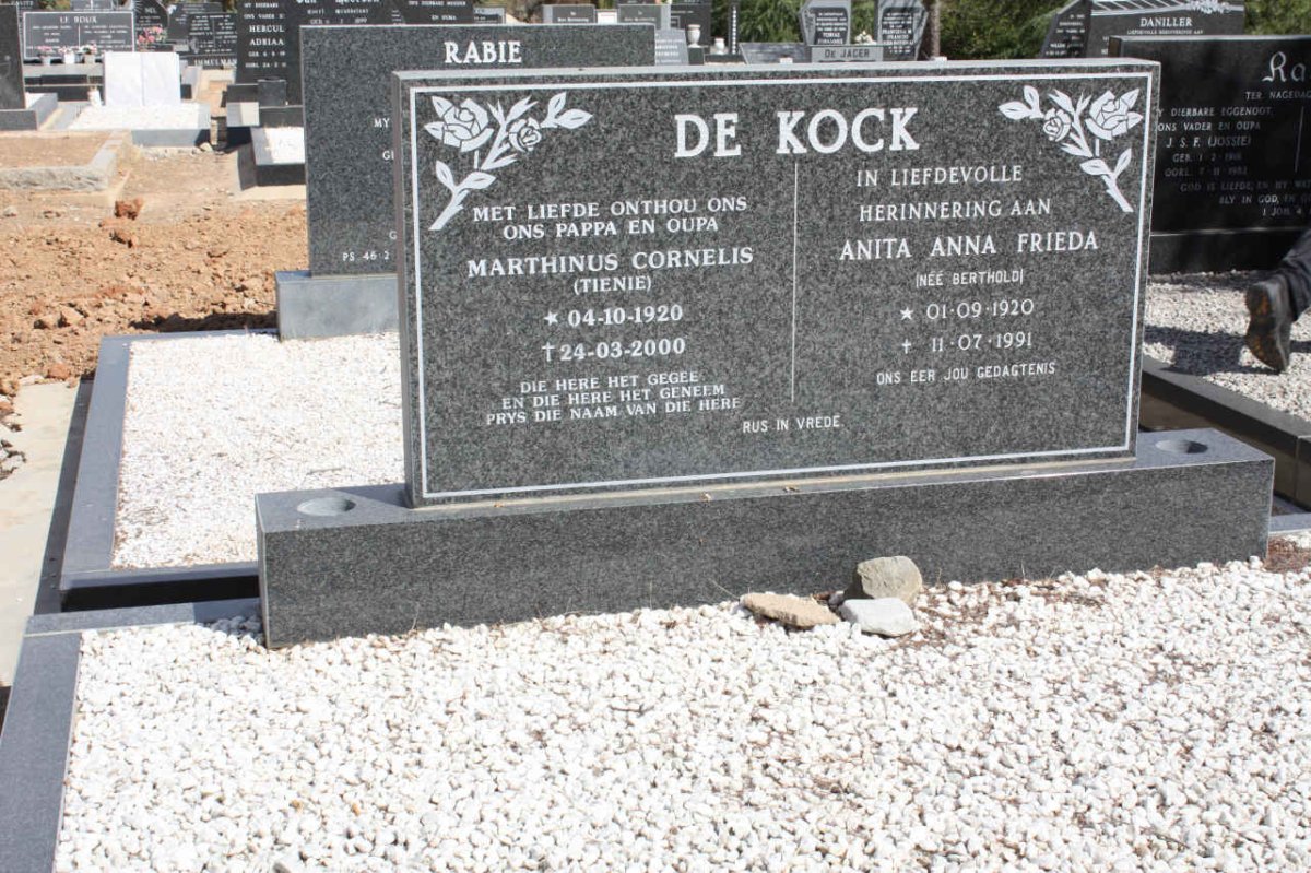 KOCK Marthinus Cornelius, de 1920-2000 &amp; Anita Anna Frieda BERTHOLD 1920-1991